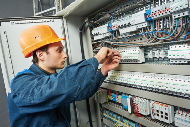 bytové elektroinstalace a elektrorevize Brno
