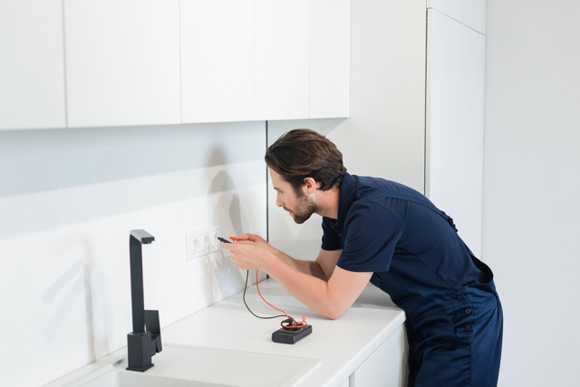 Co očekávat během revize elektroinstalace u vás doma